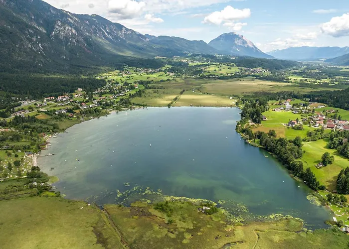 Appartement Presseggersee 1 *